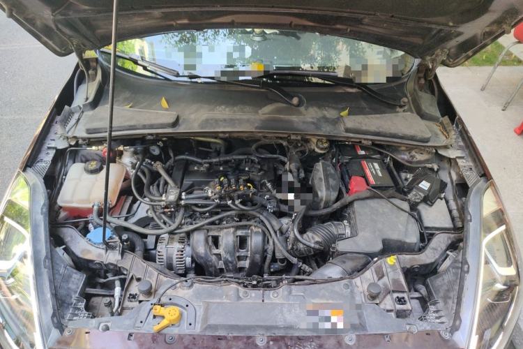 Used Ford Escort 2019 Revised Version 1.5L Automatic Enjoyment Type China VI Standard Engine Bay