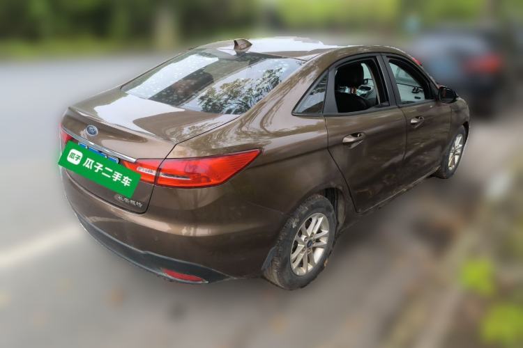 Used Ford Escort 2019 Revised 1.5L Automatic ZhiXiang Version (Tire Pressure Monitoring) China VI Standard Rear Right 45 Deg