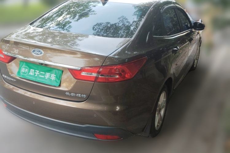 Used Ford Escort 2019 Revised Version 1.5L Automatic Enjoyment Type China VI Standard Rear Right 45 Deg