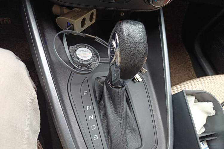 Used Ford Escort 2019 1.5L Automatic ZhiXiang Model Gear Lever