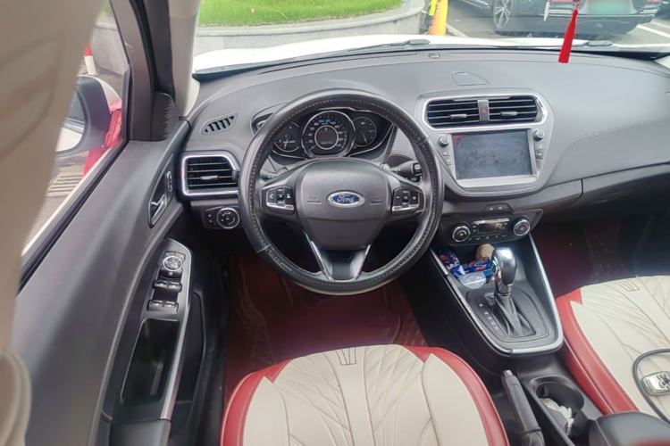 Used Ford Escort 2019 Revised Version 1.5L Automatic Enjoyment Type China VI Standard Steering Wheel
