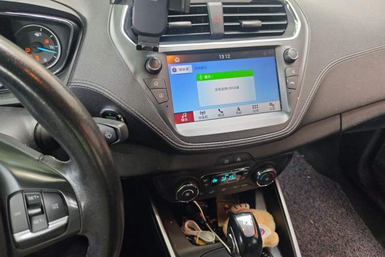 Used Ford Escort 2019 Revised Version 1.5L Automatic Enjoyment Type China VI Standard Audio And AC Panel