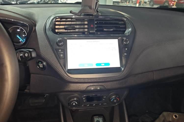 Used Ford Escort 2019 Revised Version 1.5L Automatic Enjoyment Type China VI Standard Audio And AC Panel