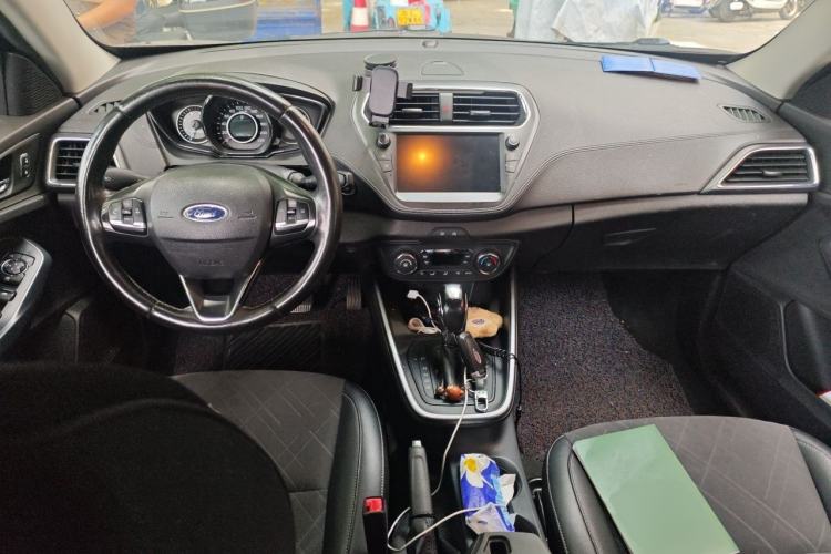 Used Ford Escort 2019 Revised Version 1.5L Automatic Enjoyment Type China VI Standard Center Console
