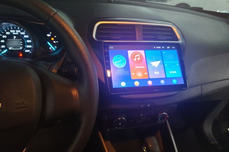 Used Ford Escort 2019 1.5L Automatic ZhiXiang Model Center Console