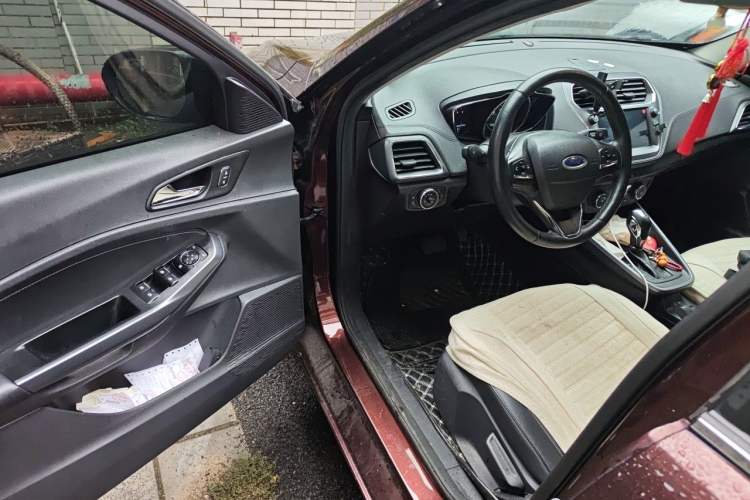 Used Ford Escort 2019 Revised Version 1.5L Automatic Enjoyment Type China VI Standard Driver Seat