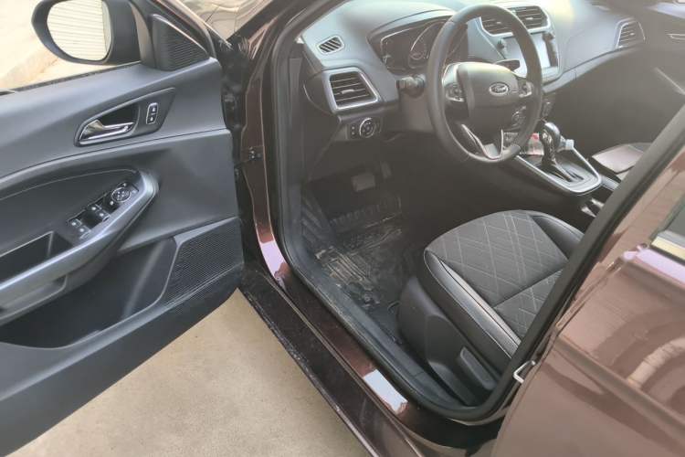 Used Ford Escort 2019 Revised Version 1.5L Automatic Enjoyment Type China VI Standard Driver Seat