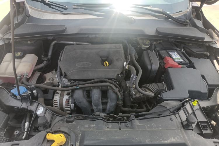 Used Ford Escort 2019 Revised Version 1.5L Automatic Enjoyment Type China VI Standard Engine Bay
