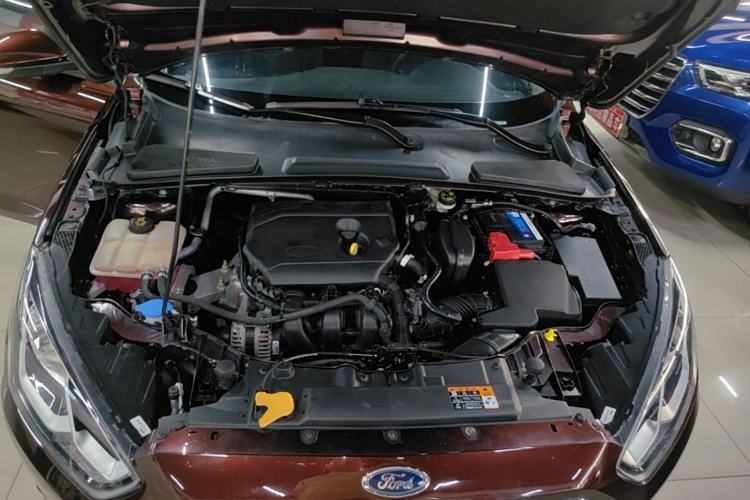 Used Ford Escort 2019 Revised 1.5L Automatic ZhiXiang Version (Tire Pressure Monitoring) China VI Standard Engine Bay