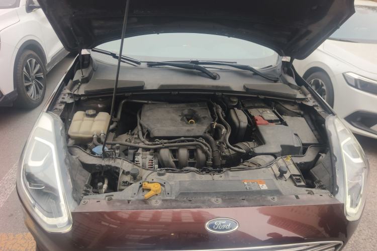 Used Ford Escort 2019 Revised Version 1.5L Automatic Enjoyment Type China VI Standard Engine Bay