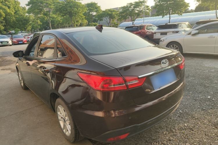 Used Ford Escort 2019 Revised Version 1.5L Manual "Quality Enjoyment" Trim (Tire Pressure Monitoring) China VI Standard Exterior 2