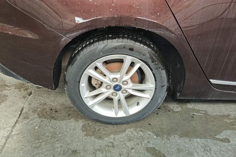 Used Ford Escort 2019 1.5L Automatic Enjoyment Model Exterior 5