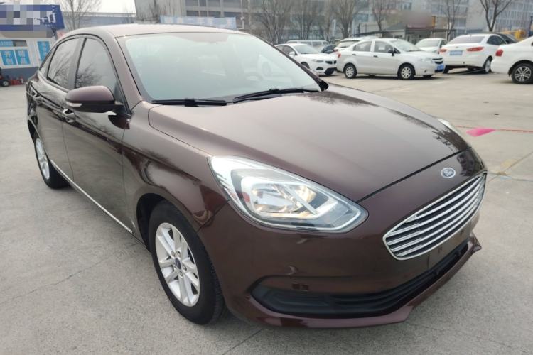 Used Ford Escort 2019 1.5L Automatic ZhiXiang Model Front Right 45 Deg