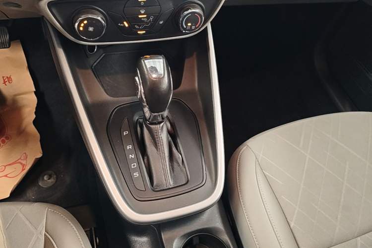 Used Ford Escort 2019 1.5L Automatic Enjoyment Model Gear Lever