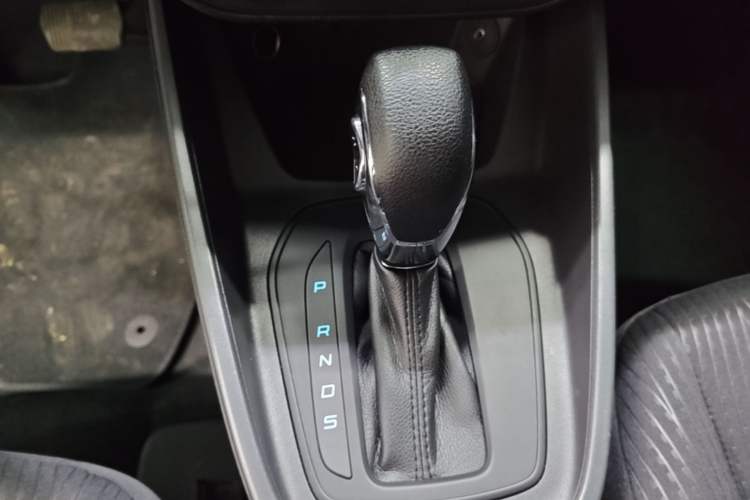 Used Ford Escort 2019 1.5L Automatic ZhiXiang Model Gear Lever