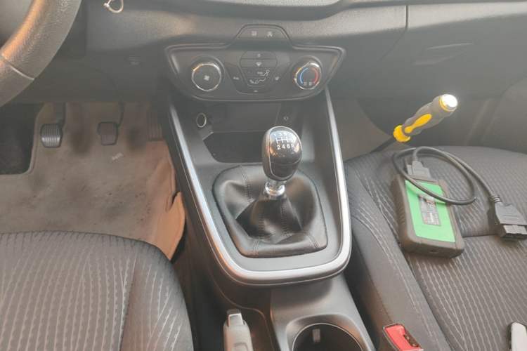 Used Ford Escort 2019 Revised Version 1.5L Manual "Quality Enjoyment" Trim (Tire Pressure Monitoring) China VI Standard Gear Lever
