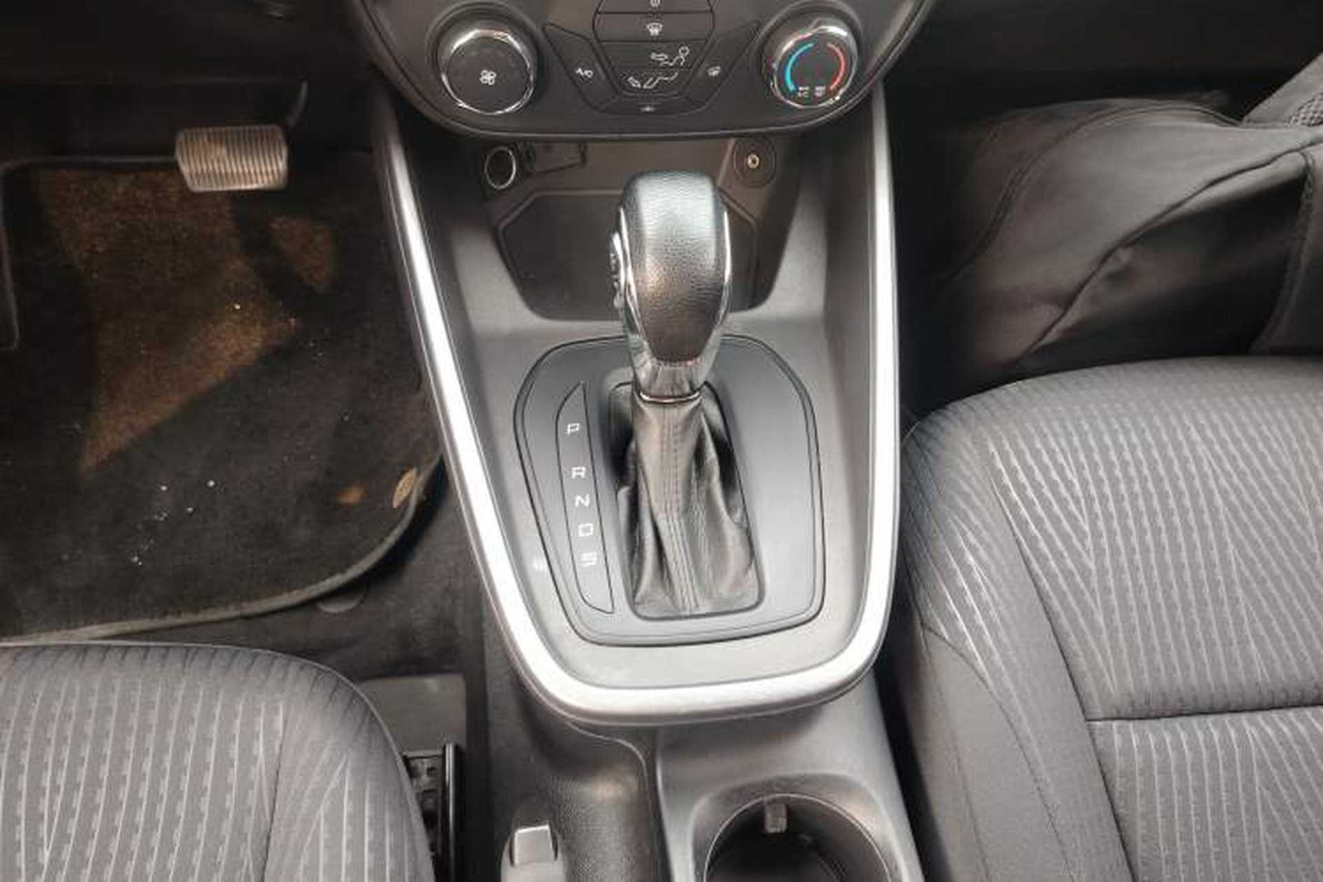 Used Ford Escort 2019 1.5L Automatic ZhiXiang Model Gear Lever