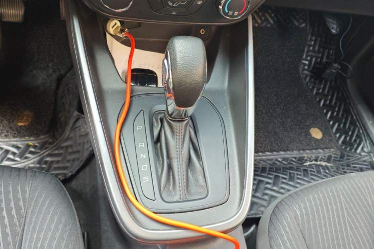 Used Ford Escort 2019 Revised 1.5L Automatic ZhiXiang Version (Tire Pressure Monitoring) China VI Standard Gear Lever
