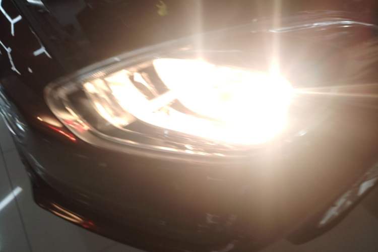 Used Ford Escort 2019 1.5L Automatic ZhiXiang Model Left Front Headlight