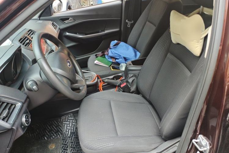 Used Ford Escort 2019 Revised 1.5L Automatic ZhiXiang Version (Tire Pressure Monitoring) China VI Standard Left Front Seat