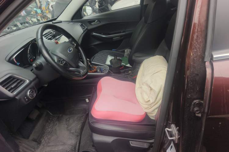 Used Ford Escort 2019 Revised Version 1.5L Automatic Enjoyment Type China VI Standard Left Front Seat
