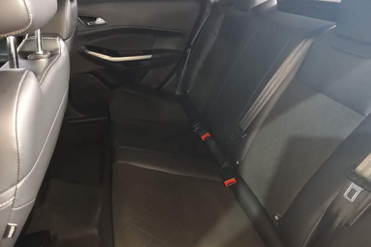 Used Ford Escort 2019 Revised Version 1.5L Automatic Enjoyment Type China VI Standard Left Rear Seat