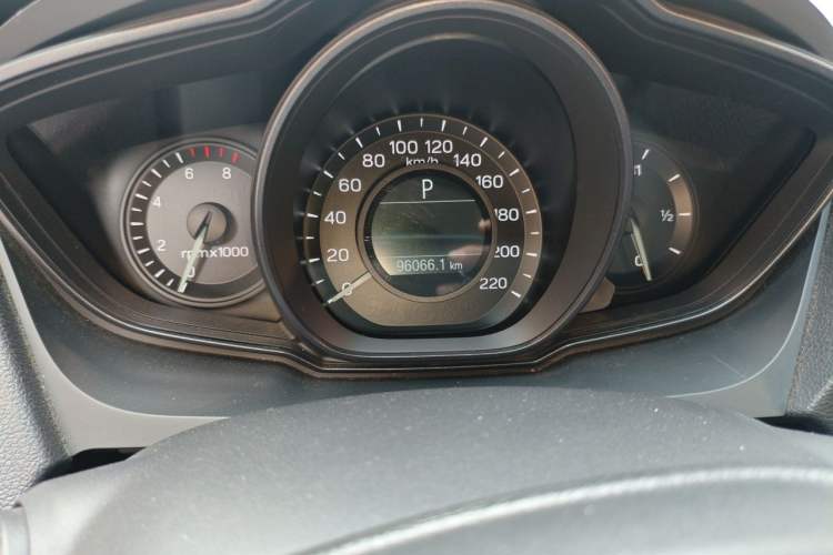 Used Ford Escort 2019 Revised 1.5L Automatic ZhiXiang Version (Tire Pressure Monitoring) China VI Standard Odometer Close Up