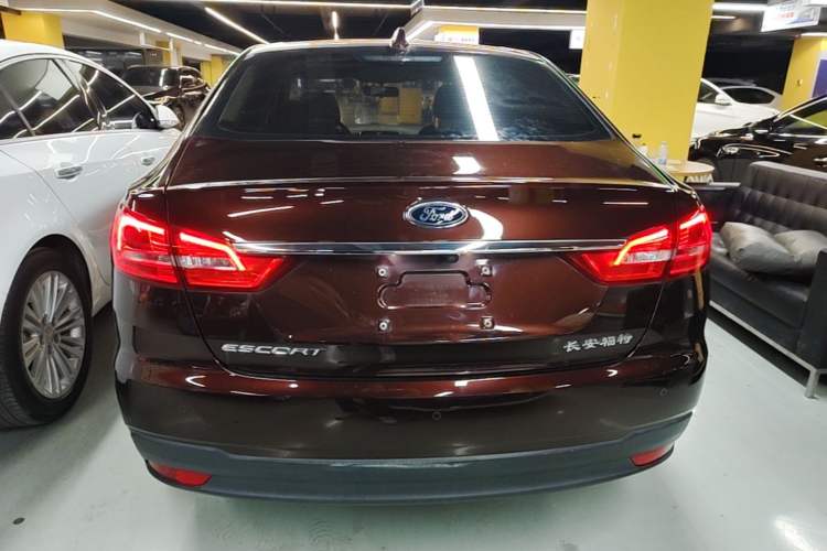 Used Ford Escort 2019 Revised Version 1.5L Automatic Enjoyment Type China VI Standard Rear