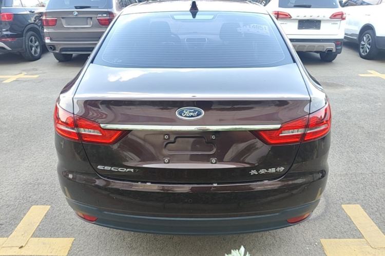 Used Ford Escort 2019 Revised 1.5L Automatic ZhiXiang Version (Tire Pressure Monitoring) China VI Standard Rear