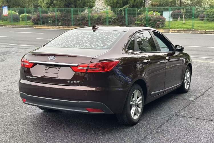 Used Ford Escort 2019 Revised Version 1.5L Automatic Enjoyment Type China VI Standard Rear Right 45 Deg