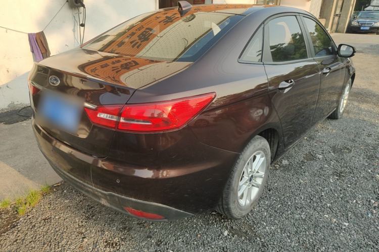 Used Ford Escort 2019 Revised Version 1.5L Manual "Quality Enjoyment" Trim (Tire Pressure Monitoring) China VI Standard Rear Right 45 Deg