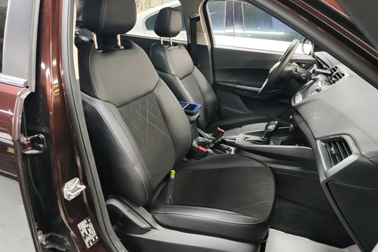 Used Ford Escort 2019 Revised Version 1.5L Automatic Enjoyment Type China VI Standard Right Front Seat