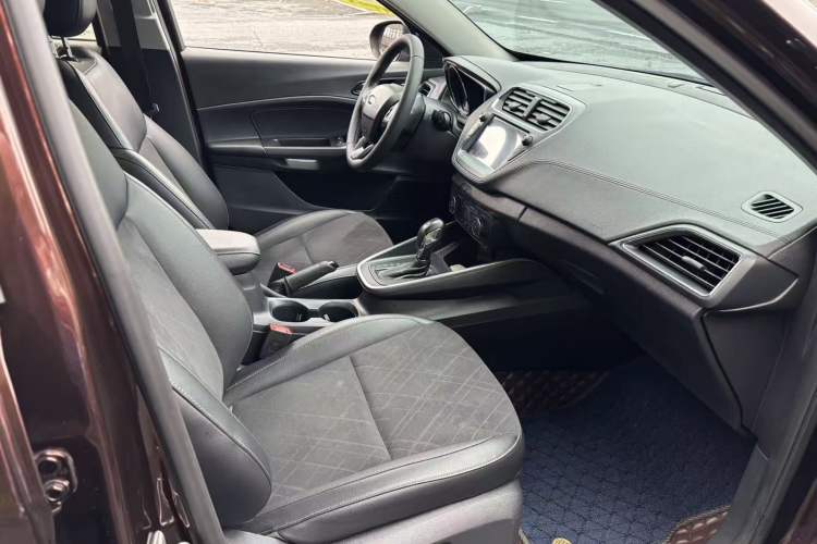 Used Ford Escort 2019 Revised Version 1.5L Automatic Enjoyment Type China VI Standard Right Front Seat