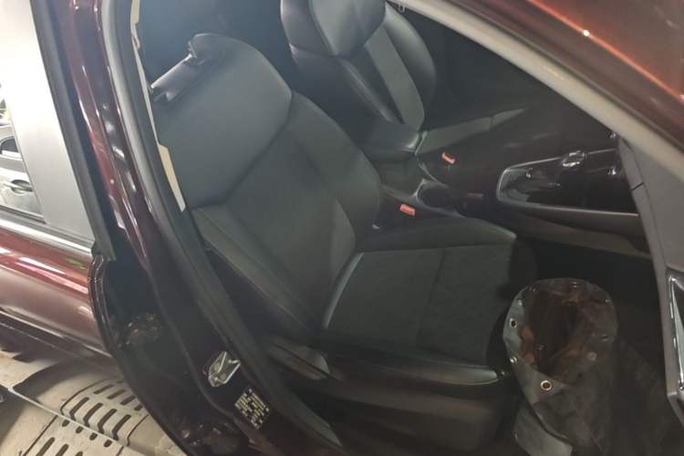 Used Ford Escort 2019 Revised Version 1.5L Automatic Enjoyment Type China VI Standard Right Front Seat