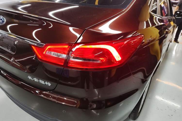 Used Ford Escort 2019 Revised Version 1.5L Automatic Enjoyment Type China VI Standard Right Rear Taillight