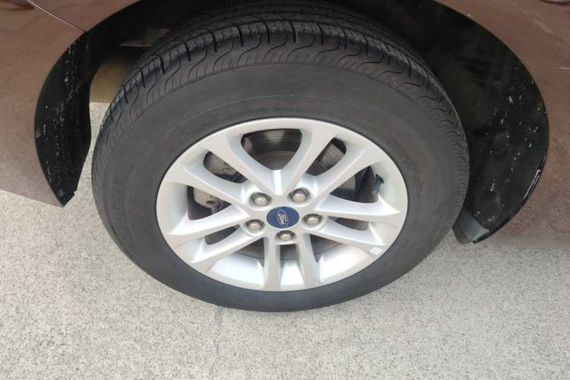 Used Ford Escort 2019 1.5L Automatic ZhiXiang Model Right Rear Wheel Hub