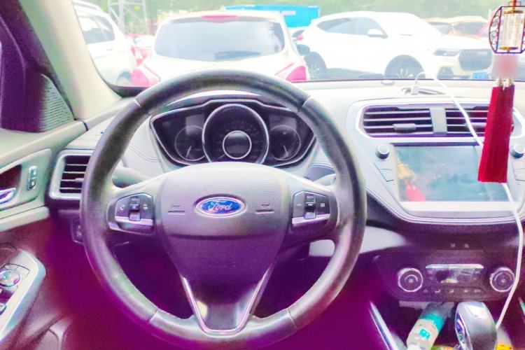 Used Ford Escort 2019 Revised Version 1.5L Automatic Enjoyment Type China VI Standard Steering Wheel
