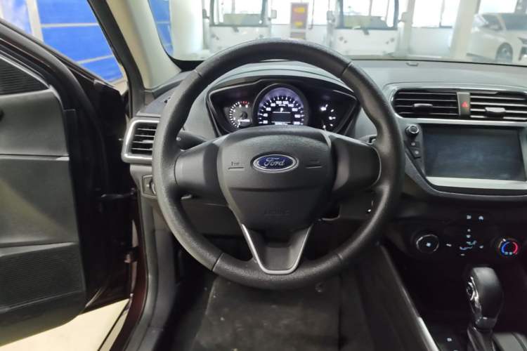 Used Ford Escort 2019 1.5L Automatic ZhiXiang Model Steering Wheel