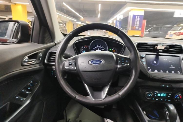 Used Ford Escort 2019 Revised Version 1.5L Automatic Enjoyment Type China VI Standard Steering Wheel