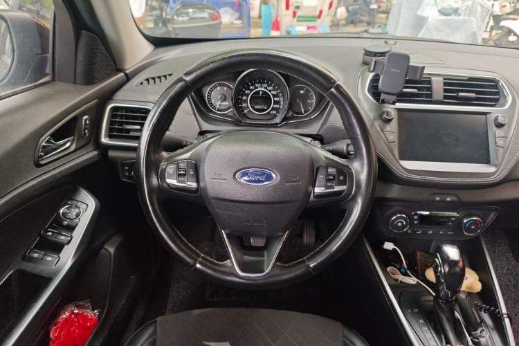 Used Ford Escort 2019 Revised Version 1.5L Automatic Enjoyment Type China VI Standard Steering Wheel
