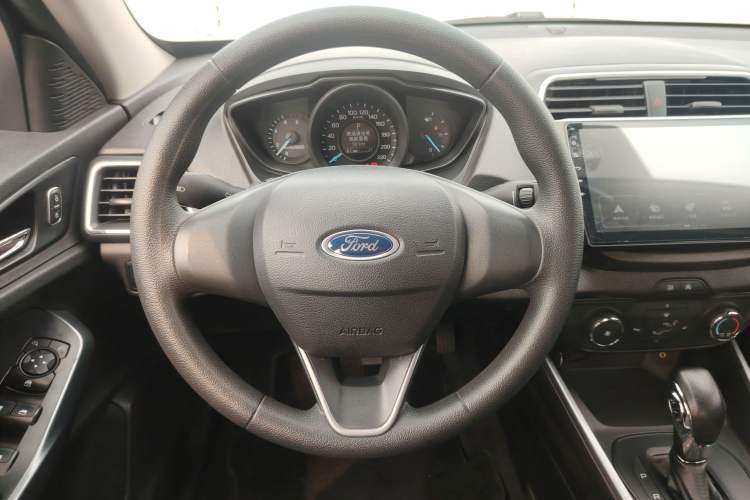 Used Ford Escort 2019 1.5L Automatic ZhiXiang Model Steering Wheel