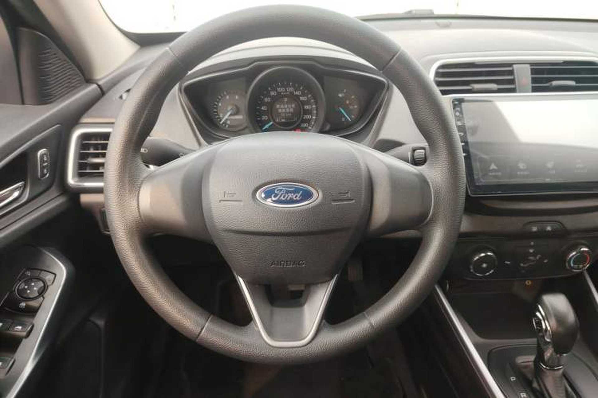 Used Ford Escort 2019 1.5L Automatic ZhiXiang Model Steering Wheel