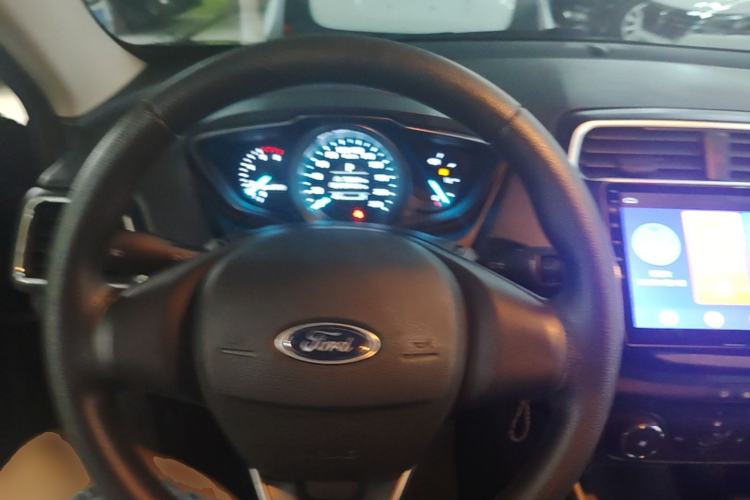 Used Ford Escort 2019 1.5L Automatic ZhiXiang Model Steering Wheel