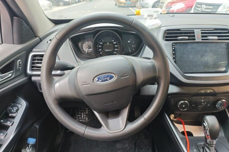 Used Ford Escort 2019 Revised 1.5L Automatic ZhiXiang Version (Tire Pressure Monitoring) China VI Standard Steering Wheel