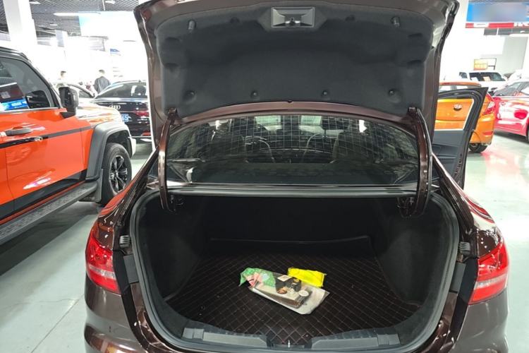 Used Ford Escort 2019 Revised Version 1.5L Automatic Enjoyment Type China VI Standard Trunk
