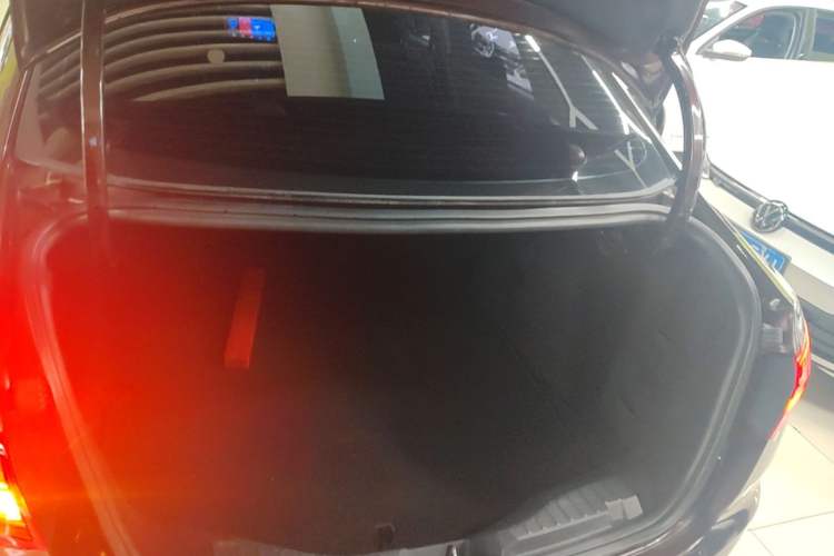 Used Ford Escort 2019 1.5L Automatic ZhiXiang Model Trunk