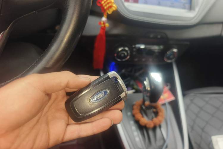 Used Ford Escort 2019 Revised Version 1.5L Automatic Enjoyment Type China VI Standard Vehicle Key