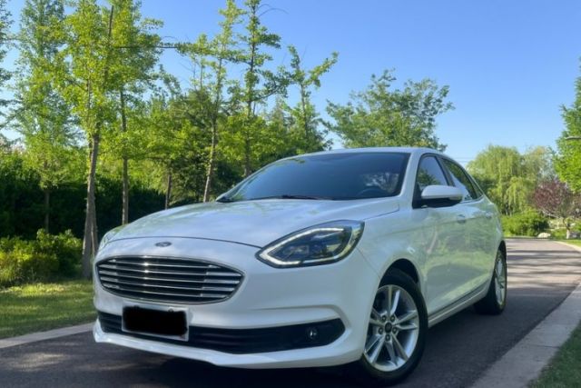 Ojetý Ford Escort 2019 Revised Version 1.5L Automatic Enjoyment Type China VI Standard