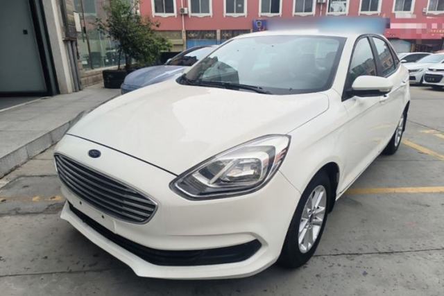 Ojetý Ford Escort 2019 1.5L Automatic ZhiXiang Model