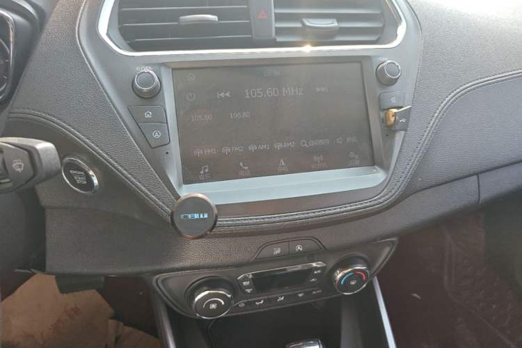 Used Ford Escort 2019 Revised Version 1.5L Automatic Enjoyment Type China VI Standard Audio And AC Panel